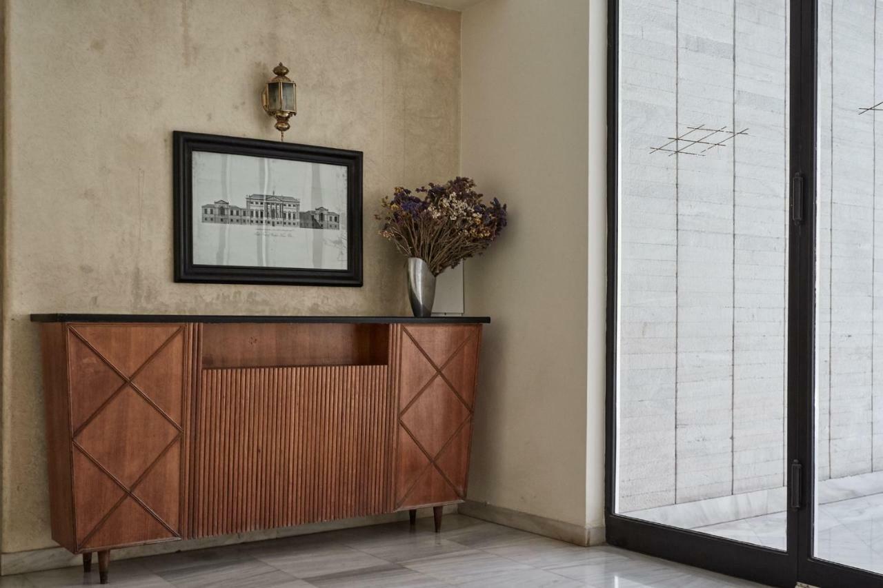 Chic One Bd Apartment With Hilton View Athens Luaran gambar