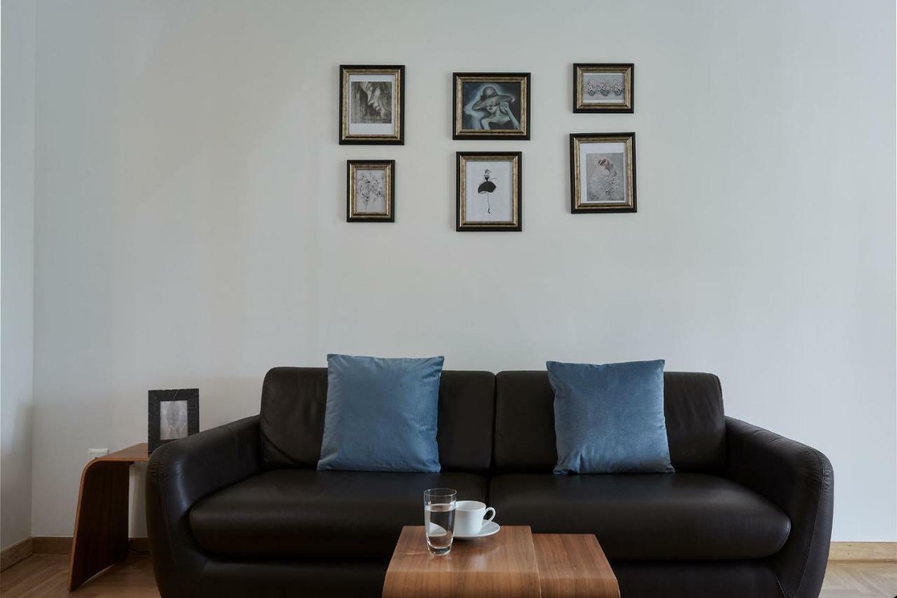Chic One Bd Apartment With Hilton View Athens Luaran gambar